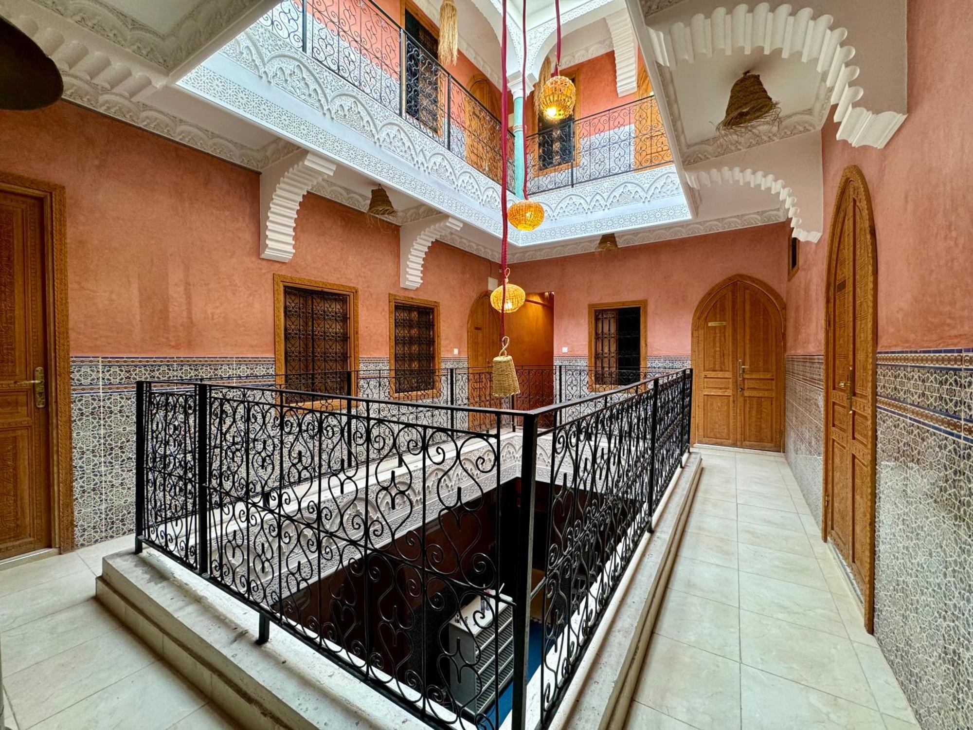 Riad Flottement Des Songes 马拉喀什 外观 照片